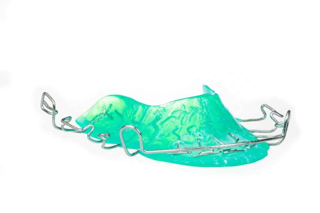 Can My Retainer Fix Shifted Teeth Can My Retainer Fix Shifted Teeth